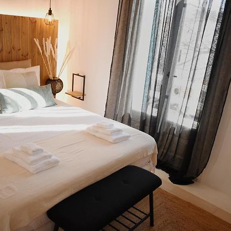 Nisos Home Stay Mykonos Town ภายนอก รูปภาพ