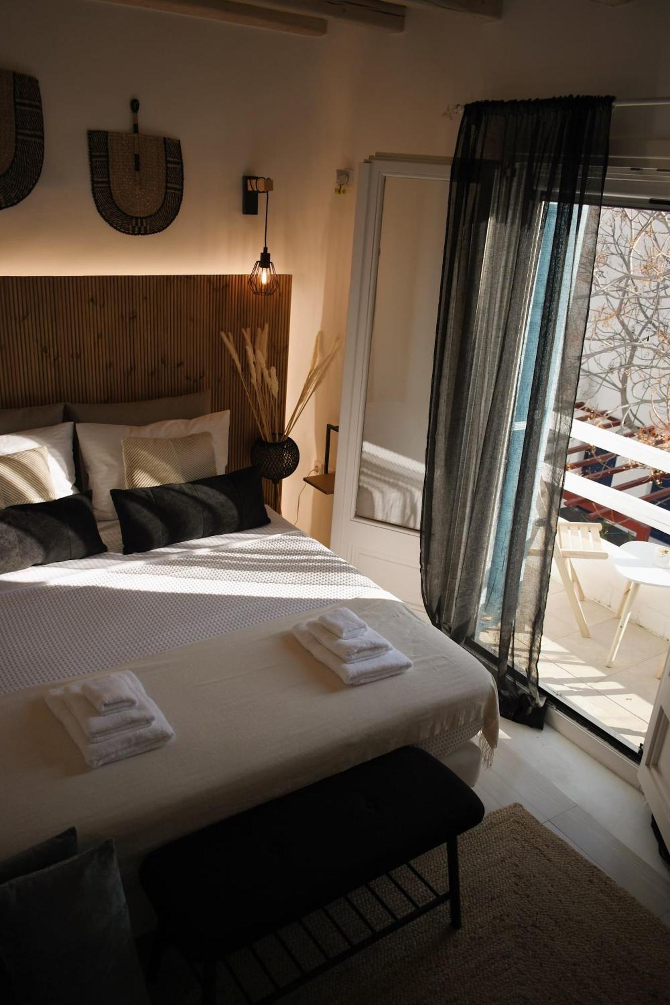 Nisos Home Stay Mykonos Town ภายนอก รูปภาพ
