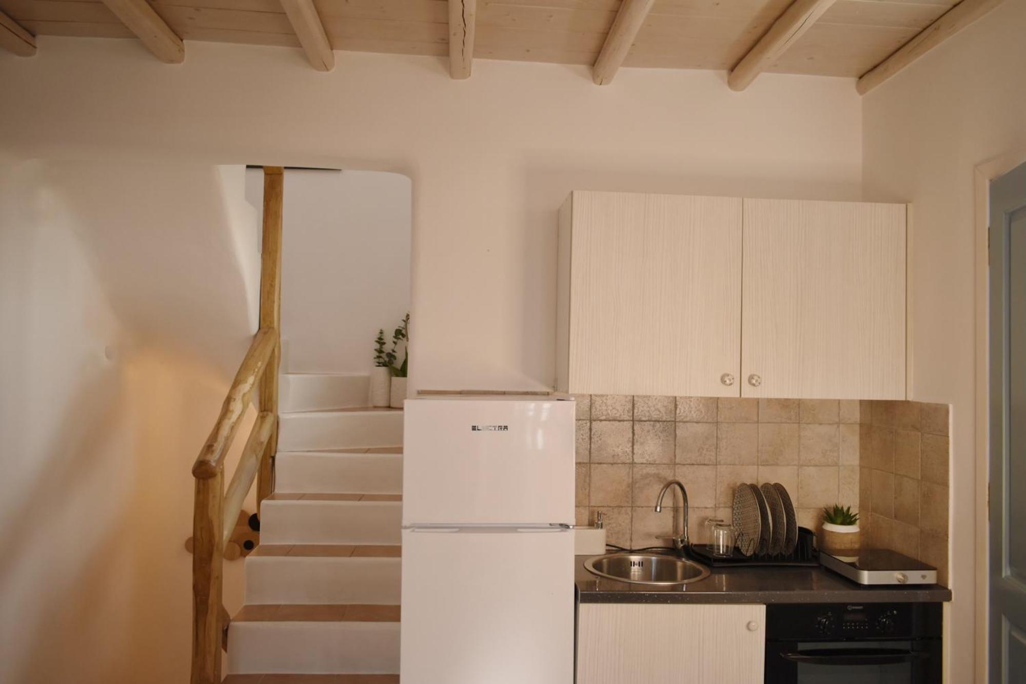 Nisos Home Stay Mykonos Town ภายนอก รูปภาพ