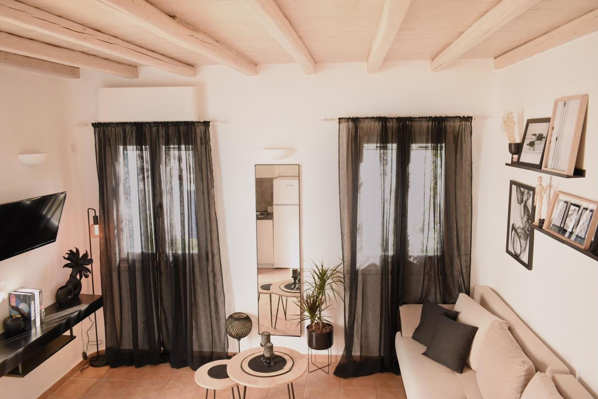 Nisos Home Stay Mykonos Town ภายนอก รูปภาพ
