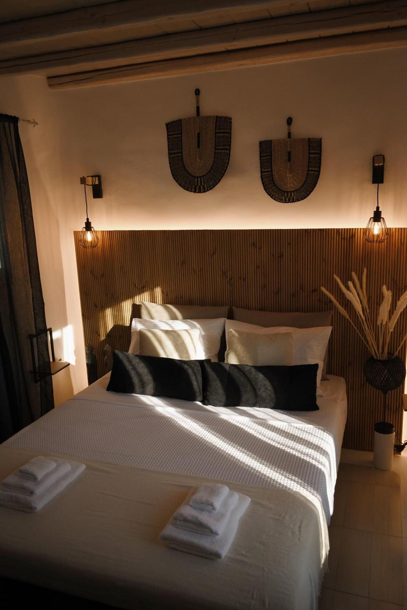 Nisos Home Stay Mykonos Town ภายนอก รูปภาพ