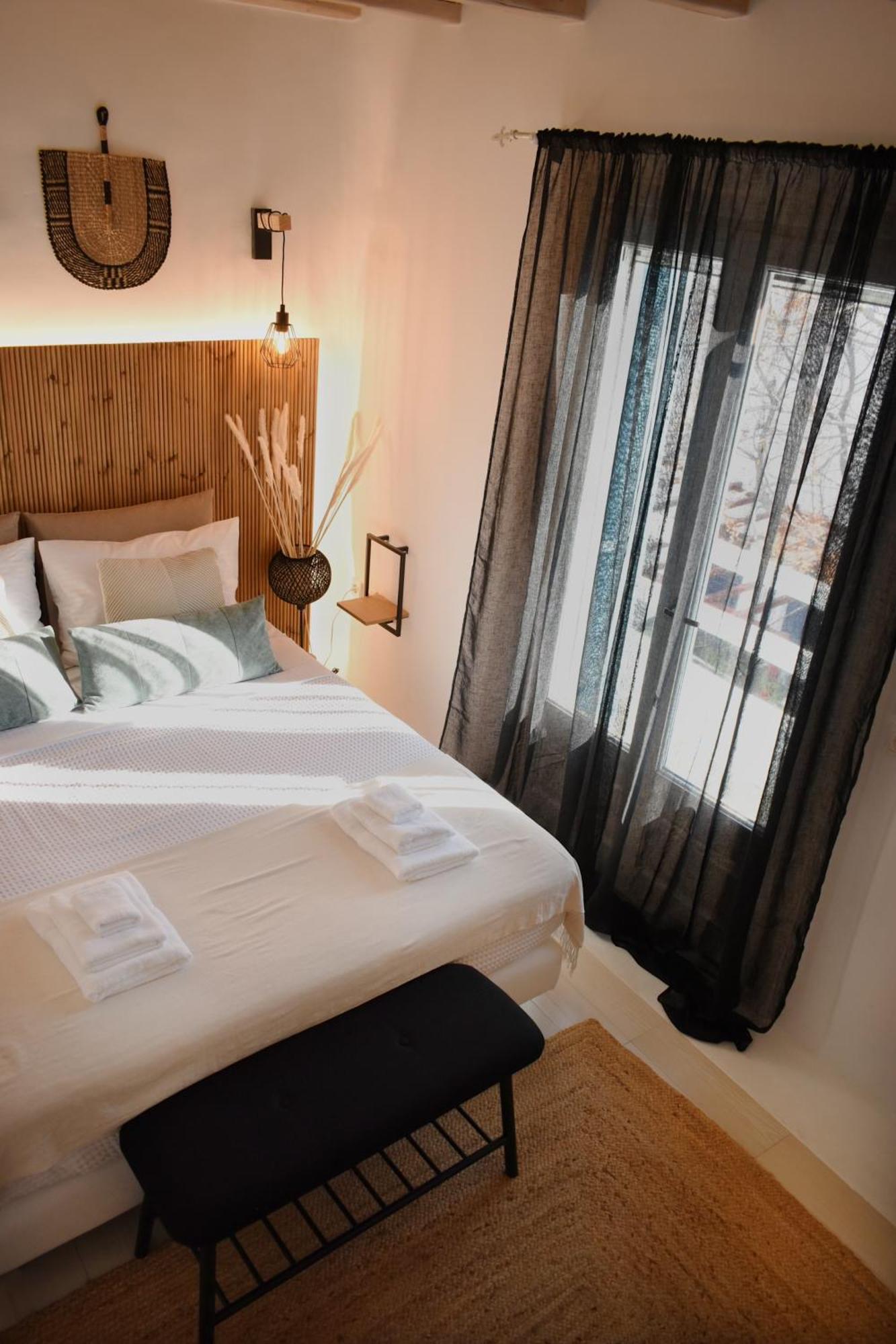 Nisos Home Stay Mykonos Town ภายนอก รูปภาพ