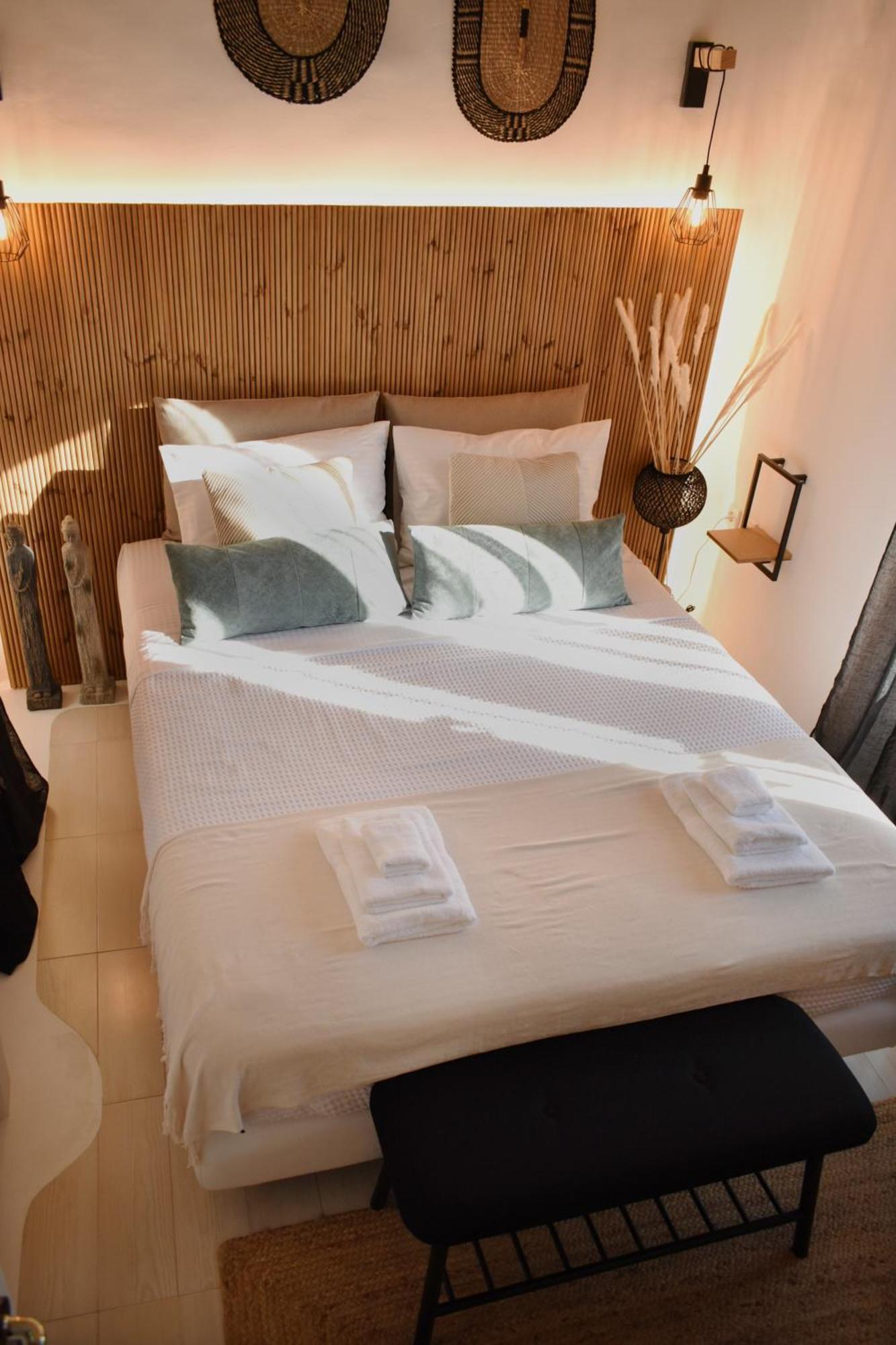 Nisos Home Stay Mykonos Town ภายนอก รูปภาพ