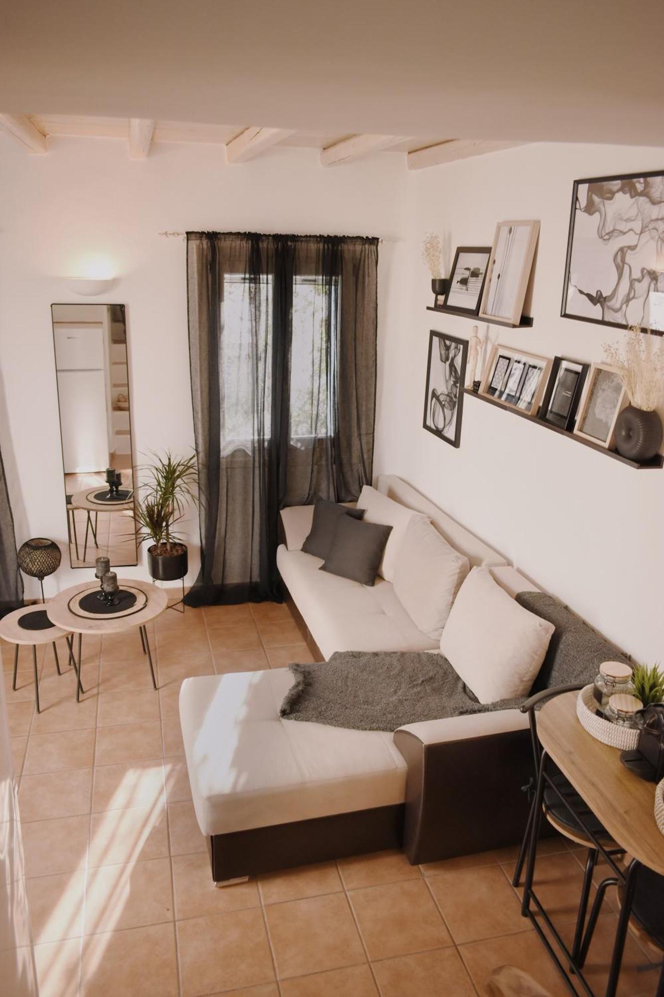 Nisos Home Stay Mykonos Town ภายนอก รูปภาพ
